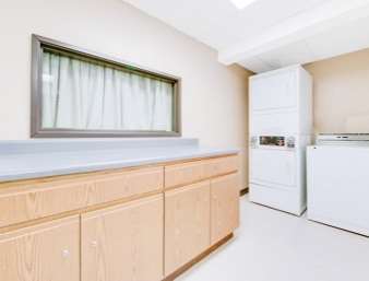 Super 8 by Wyndham Burlington