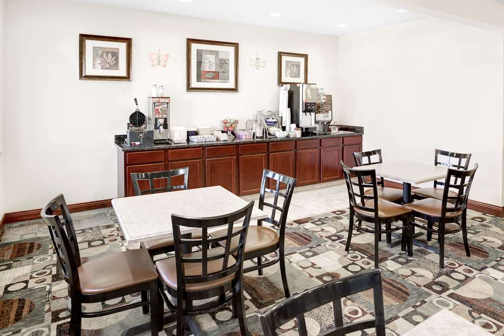 Days Inn by Wyndham Carroll