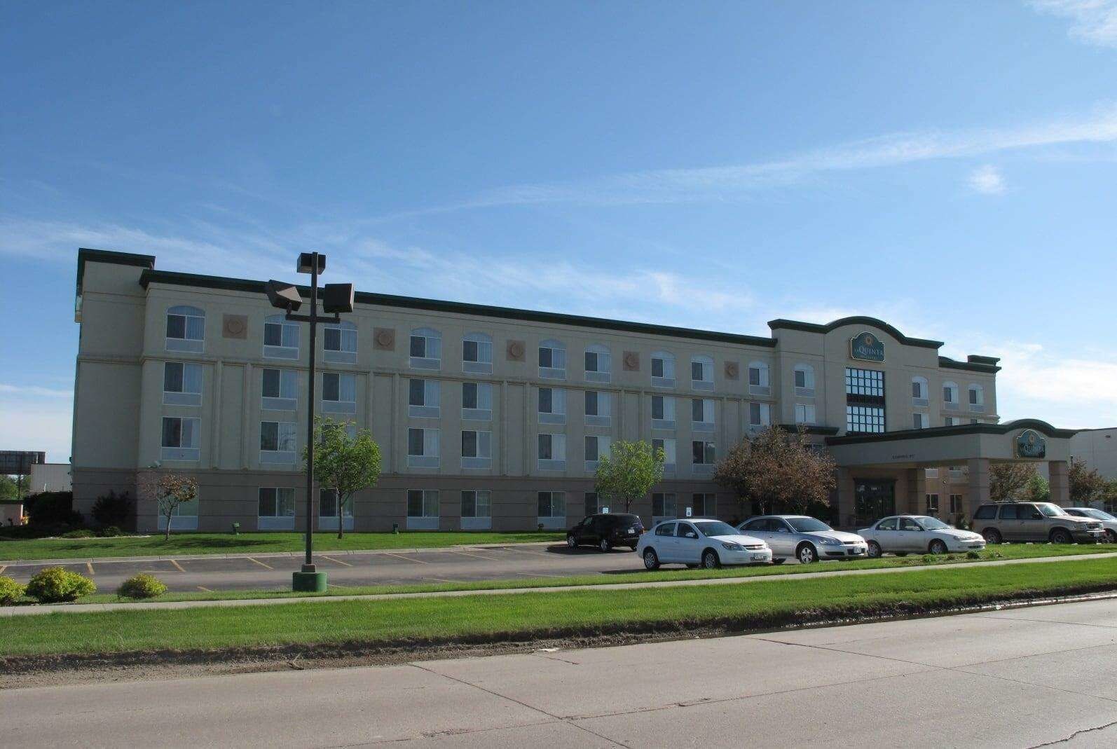 La Quinta Inn & Suites By Wyndham Omaha Airport Downtown