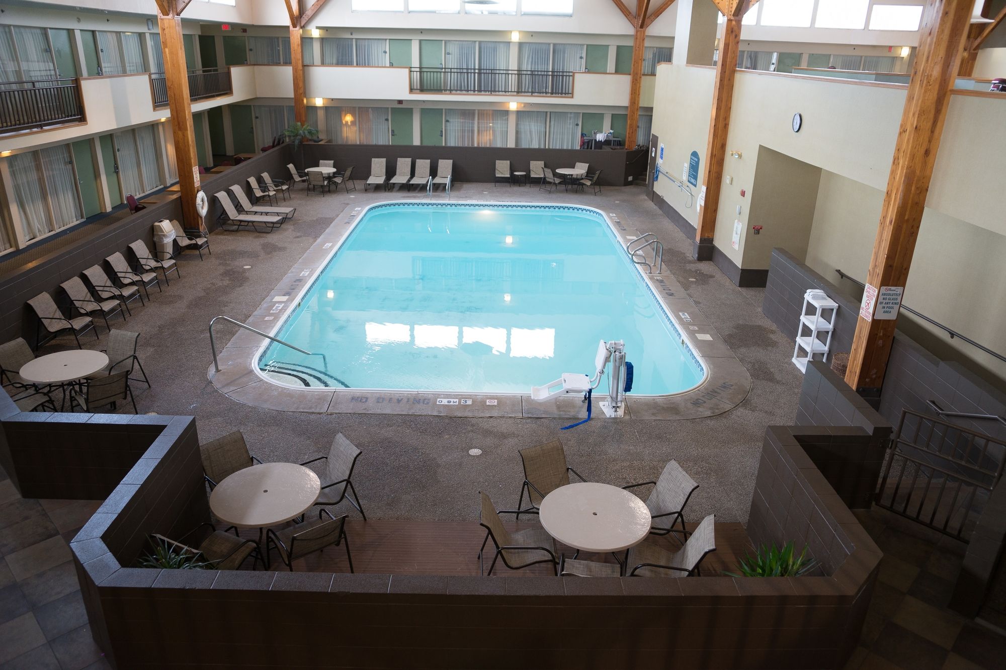 Lifestyle Inn Cedar Falls