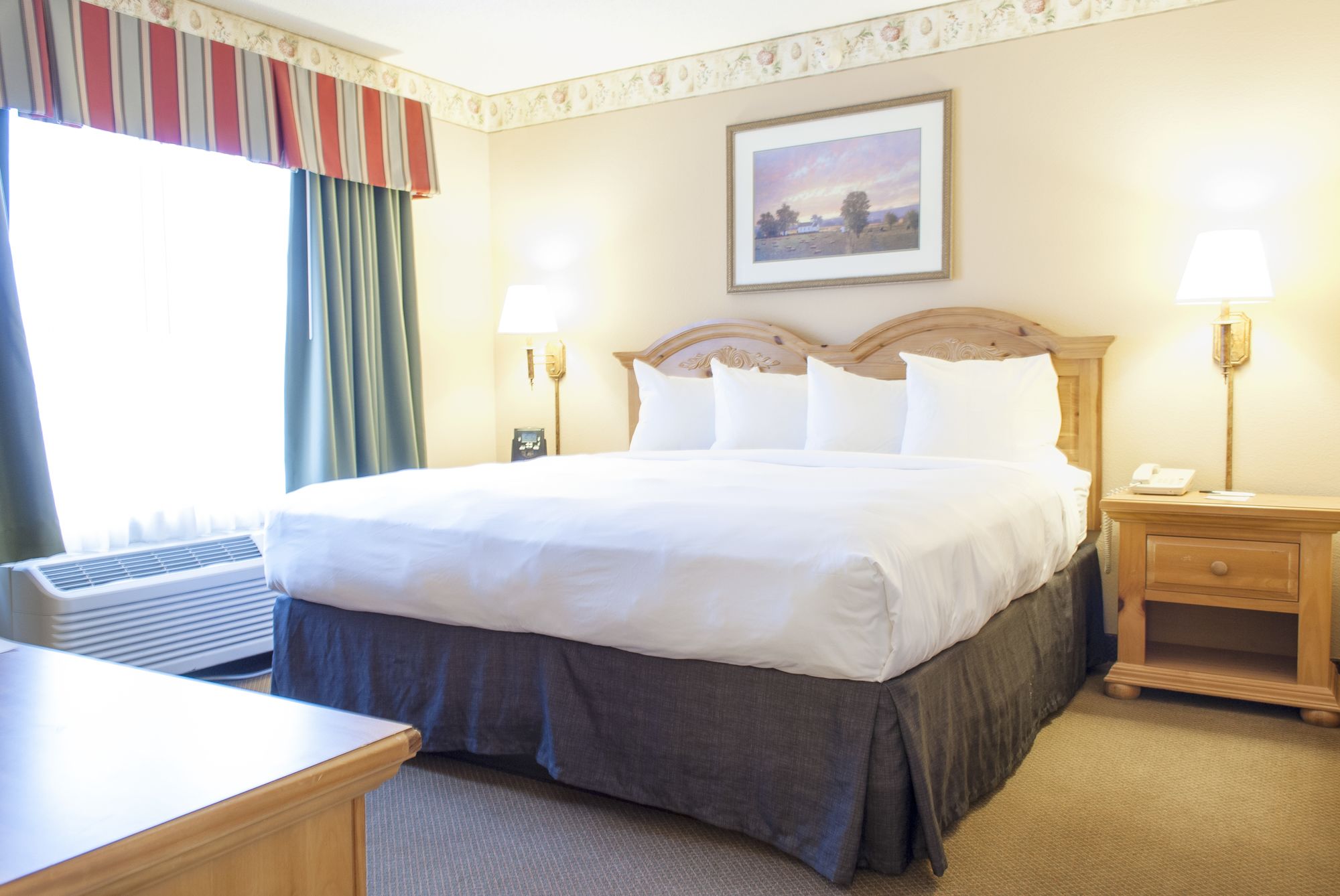 Country Inn & Suites by Radisson, Cedar Falls, IA