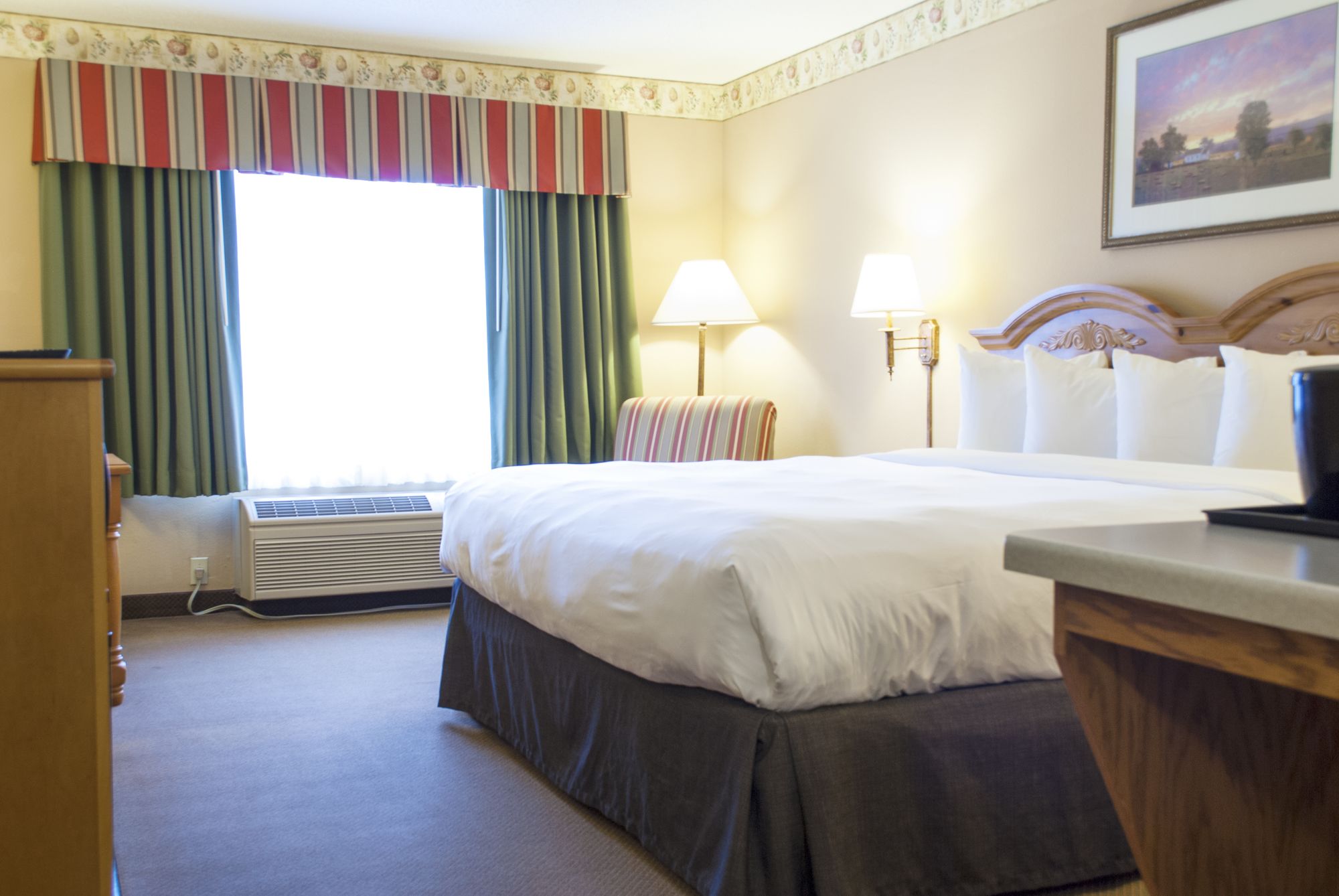 Country Inn & Suites by Radisson, Cedar Falls, IA