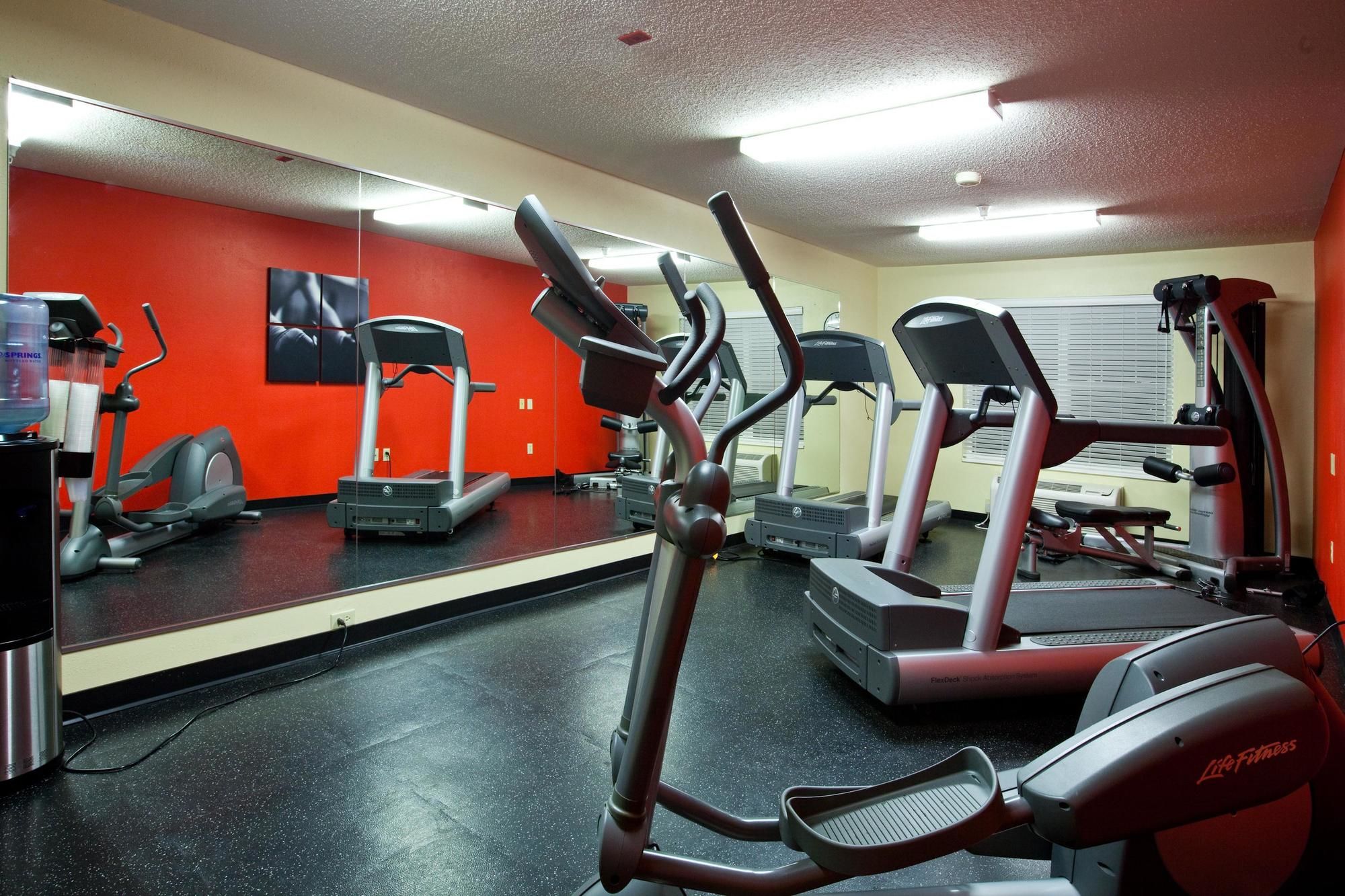 Country Inn & Suites by Radisson, Cedar Falls, IA