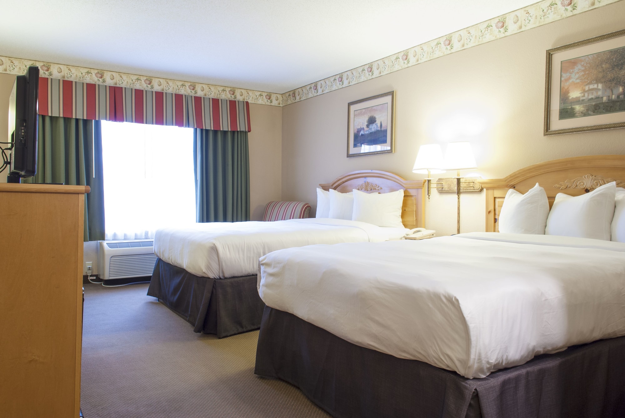 Country Inn & Suites by Radisson, Cedar Falls, IA