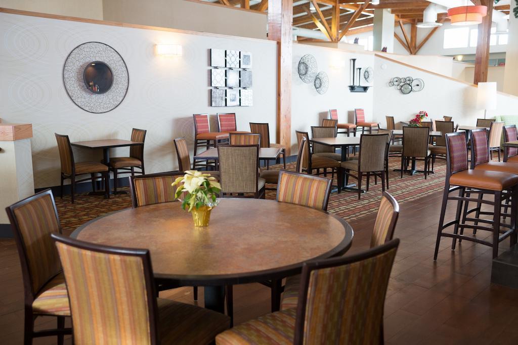 Days Inn by Wyndham Cedar Falls- University Plaza