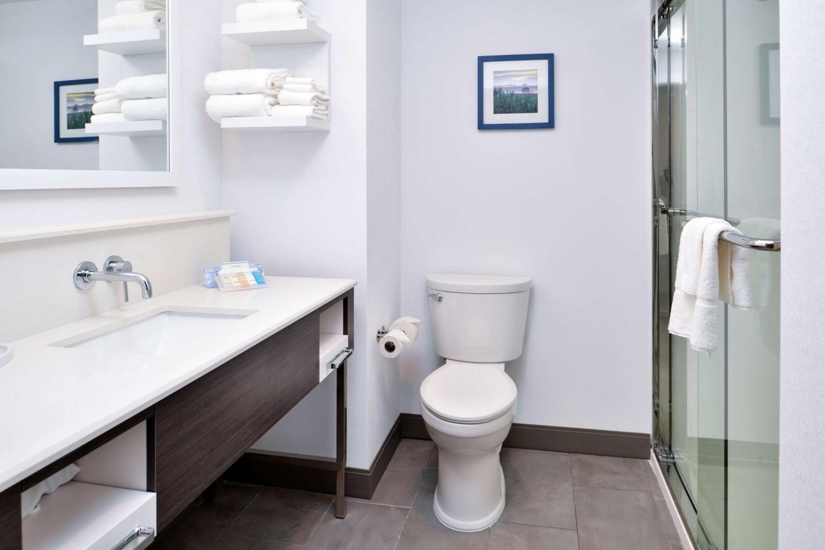 Hampton Inn Cedar Falls Downtown