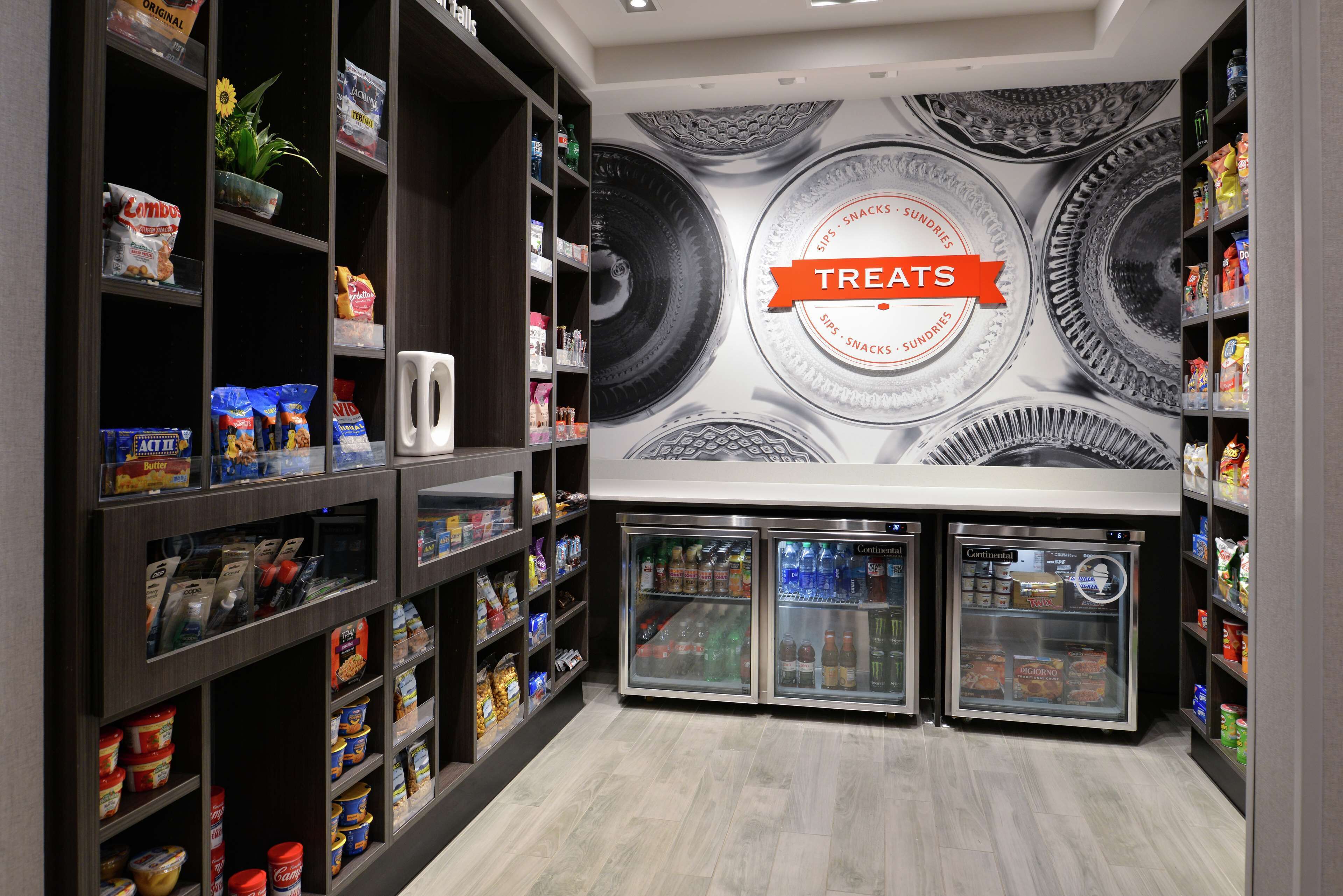 Hampton Inn Cedar Falls Downtown