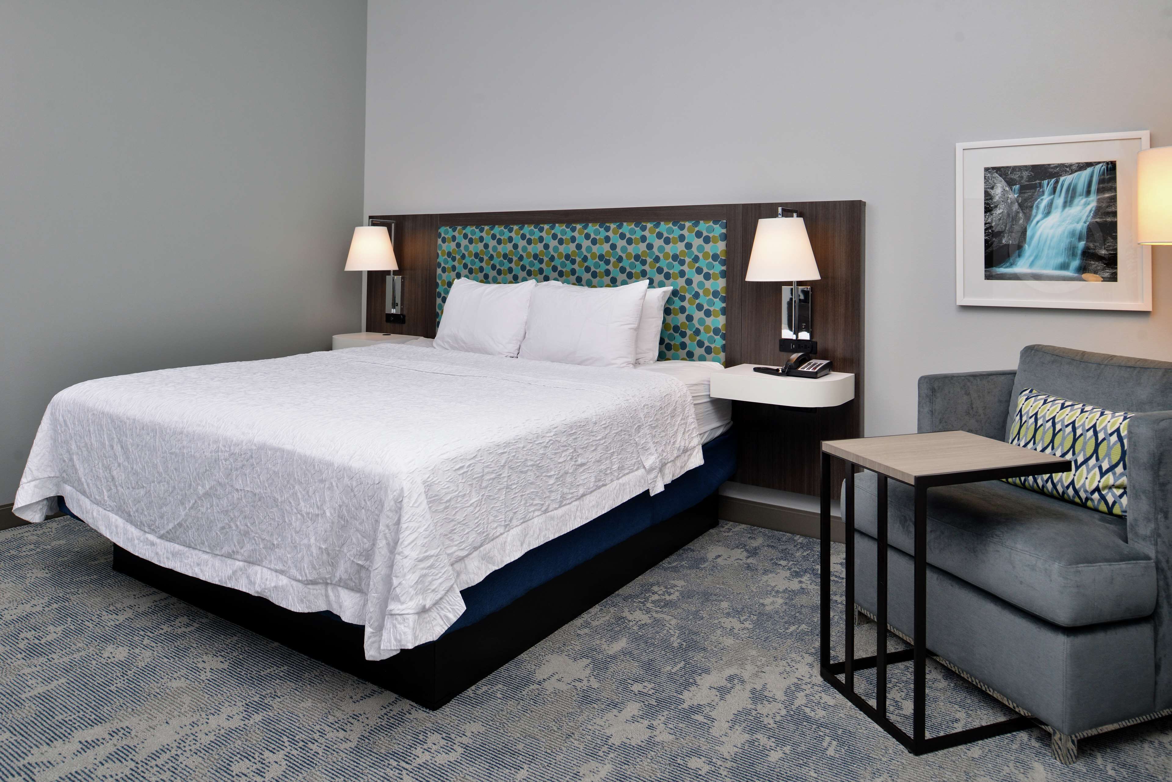 Hampton Inn Cedar Falls Downtown