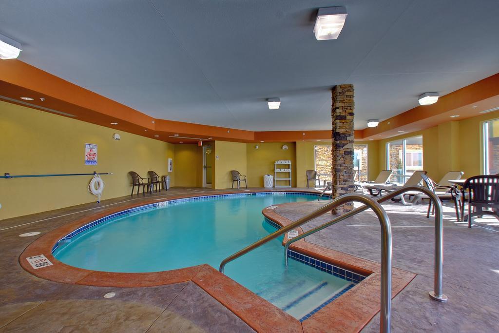 Suburban Studios Cedar Falls