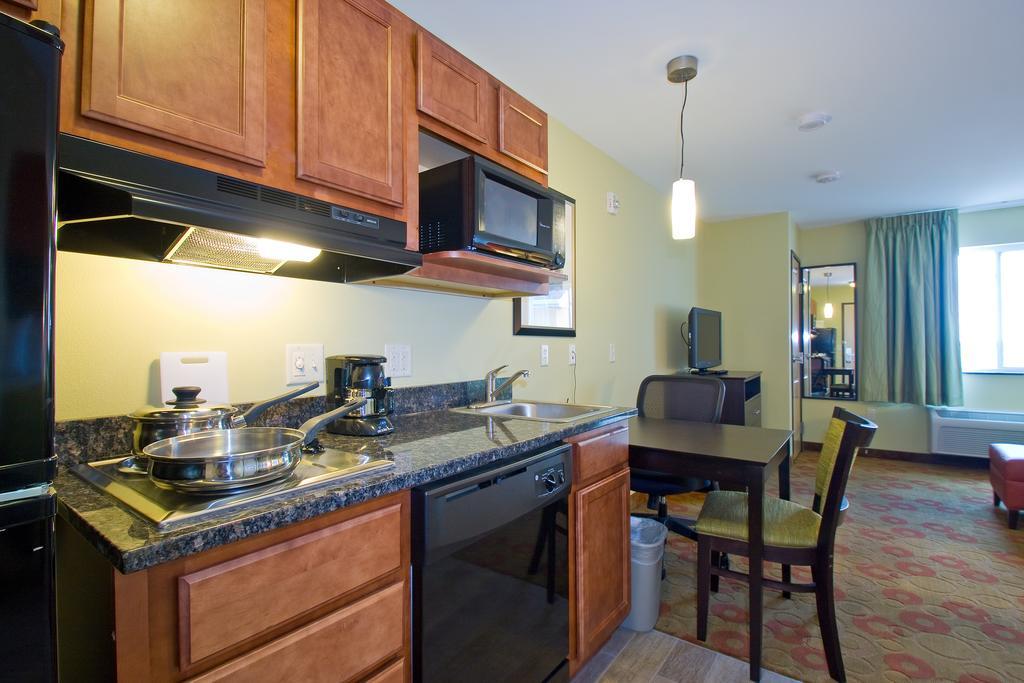 Suburban Studios Cedar Falls