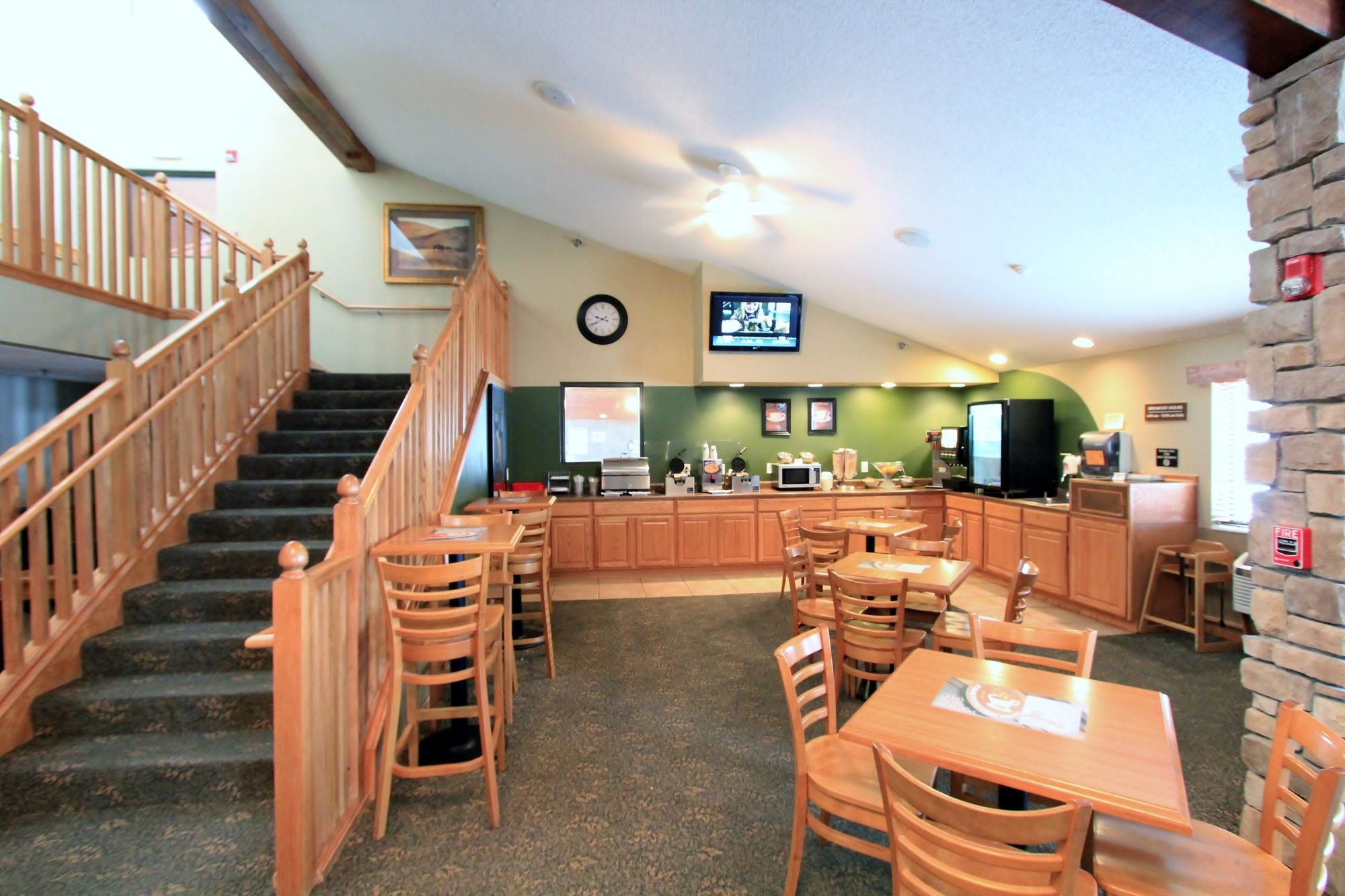 AmericInn by Wyndham Cedar Rapids