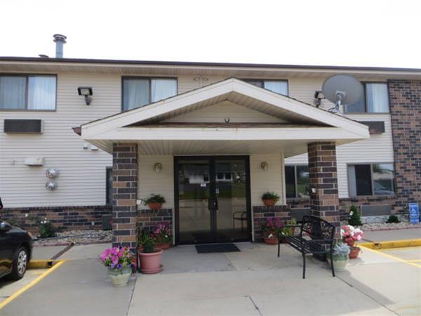 American Inn Cedar Rapids South