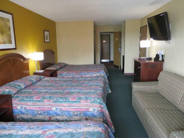 American Inn Cedar Rapids South