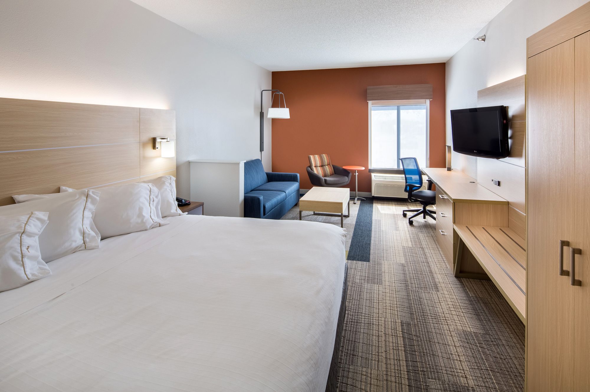 Holiday Inn Express Cedar Rapids (Collins Road)