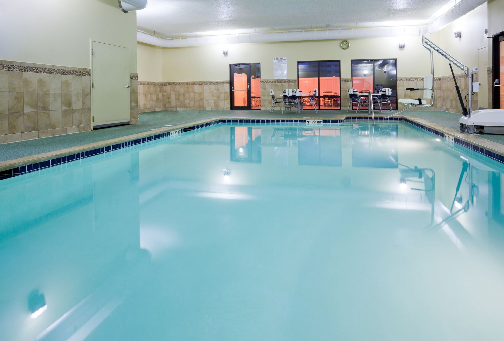 Holiday Inn Express Cedar Rapids (Collins Road)