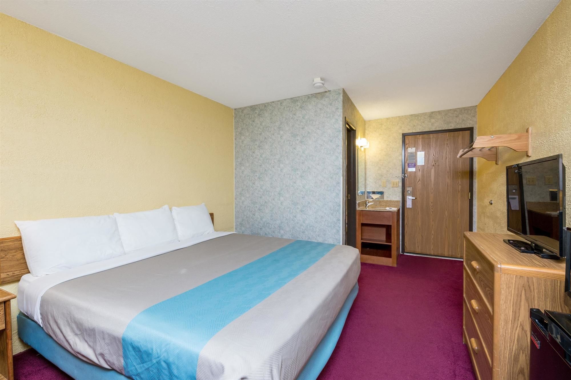 Motel 6 Cedar Rapids - Airport