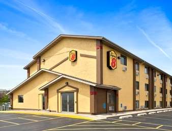 Super 8 by Wyndham Cedar Rapids