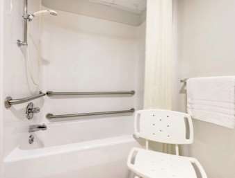 Super 8 by Wyndham Centerville