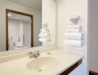 Super 8 by Wyndham Centerville