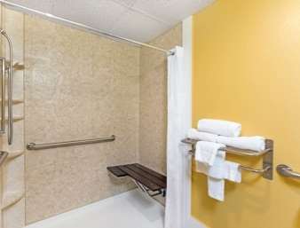 Super 8 by Wyndham Clarinda