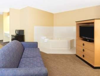 Super 8 by Wyndham Clarinda