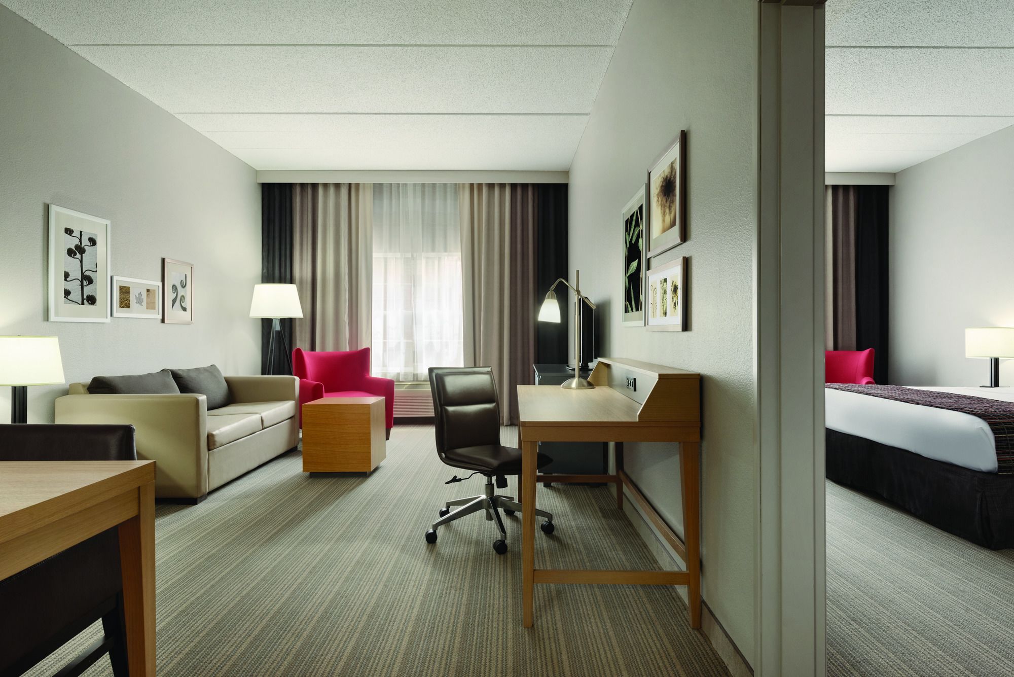 Country Inn & Suites by Radisson, Coralville, IA