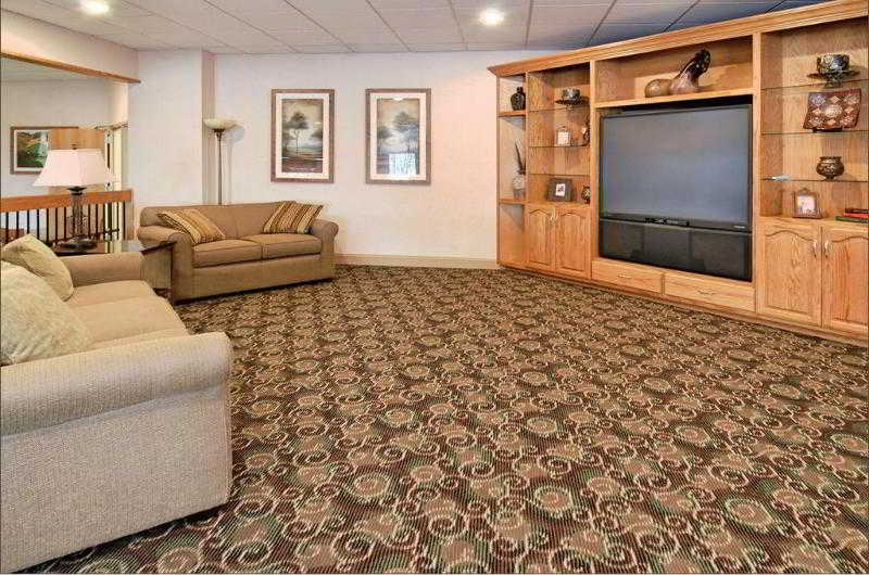 Best Western Crossroads Of The Bluffs