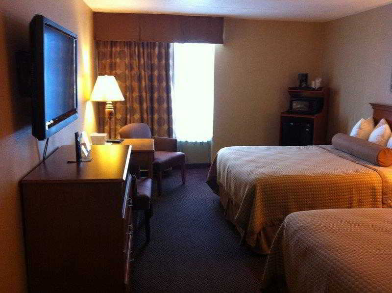 Best Western Crossroads Of The Bluffs