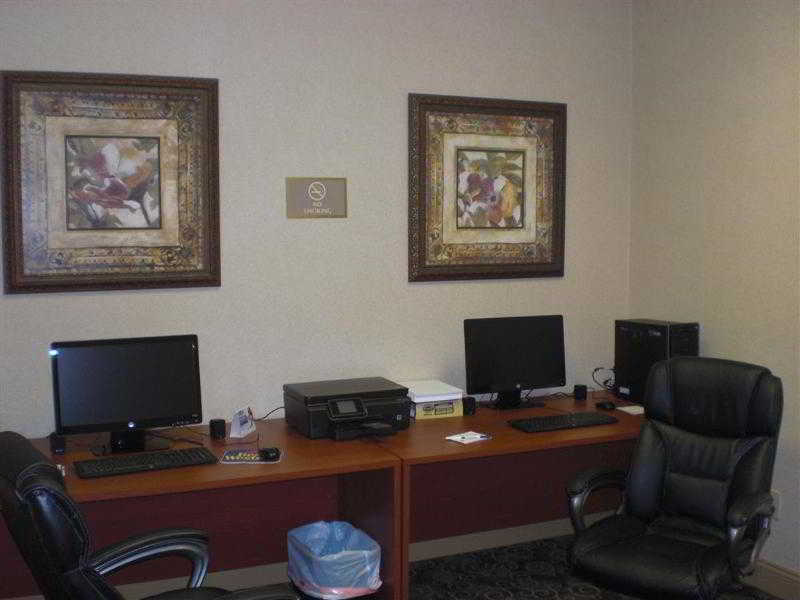 Best Western Crossroads Of The Bluffs