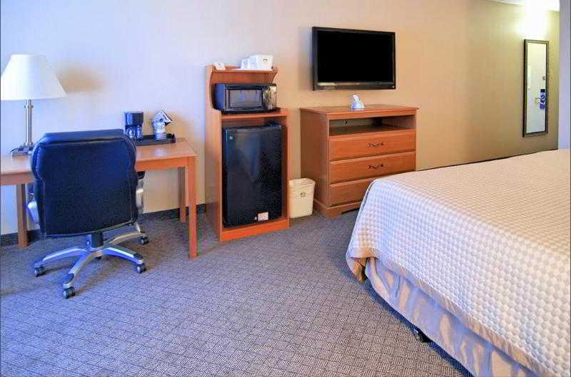 Best Western Crossroads Of The Bluffs