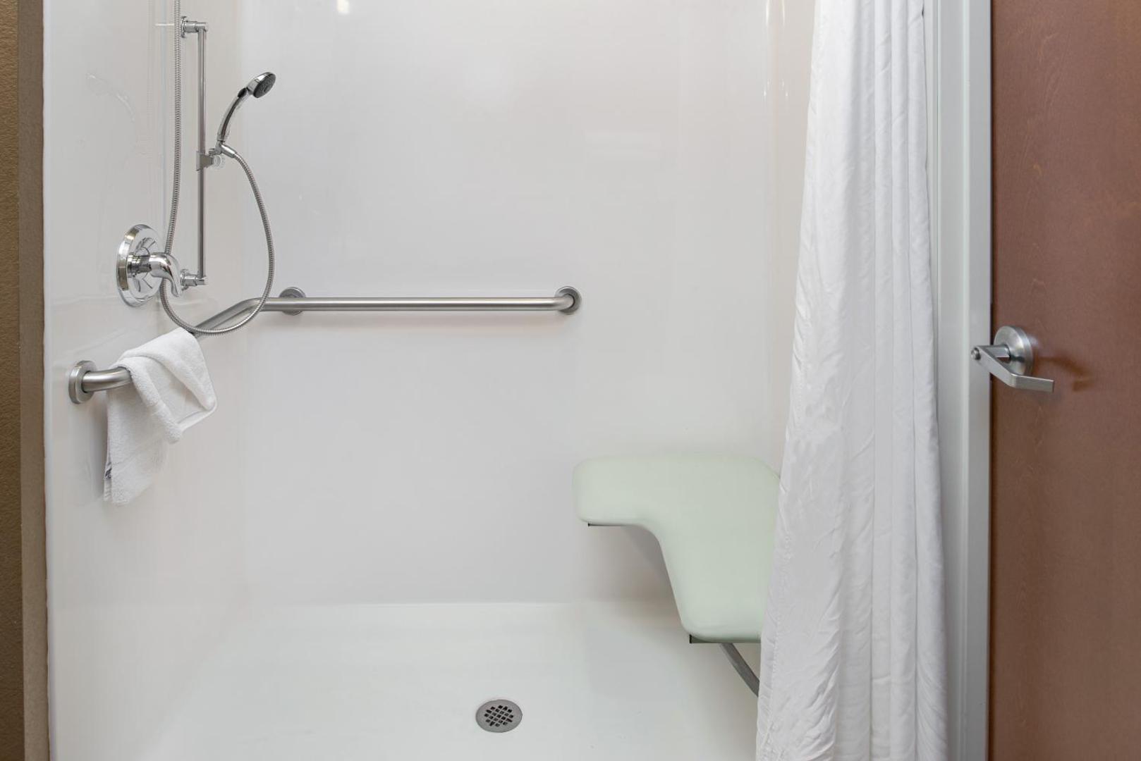 Microtel Inn & Suites by Wyndham Council Bluffs/Omaha