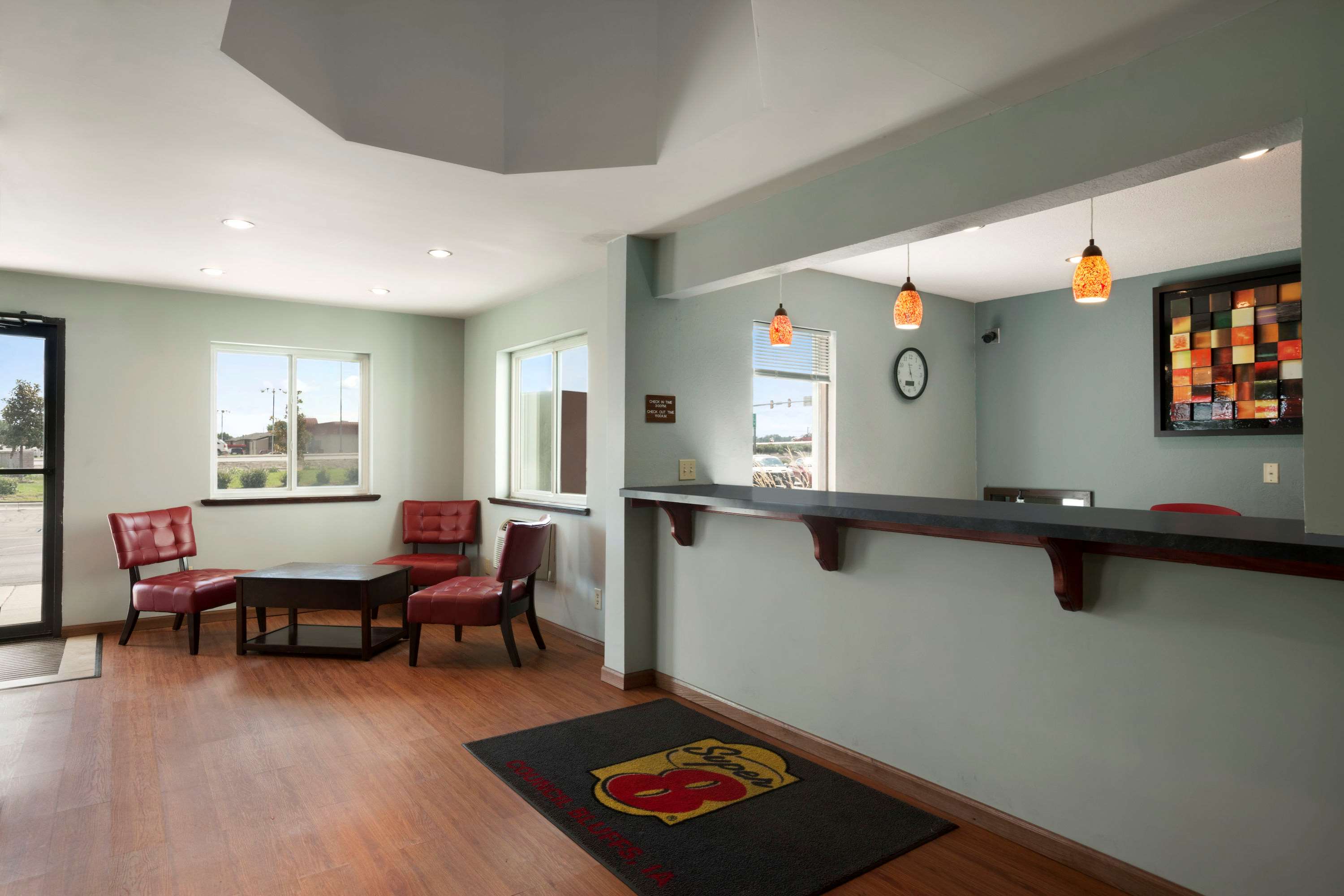 Super 8 by Wyndham Council Bluffs IA Omaha NE Area