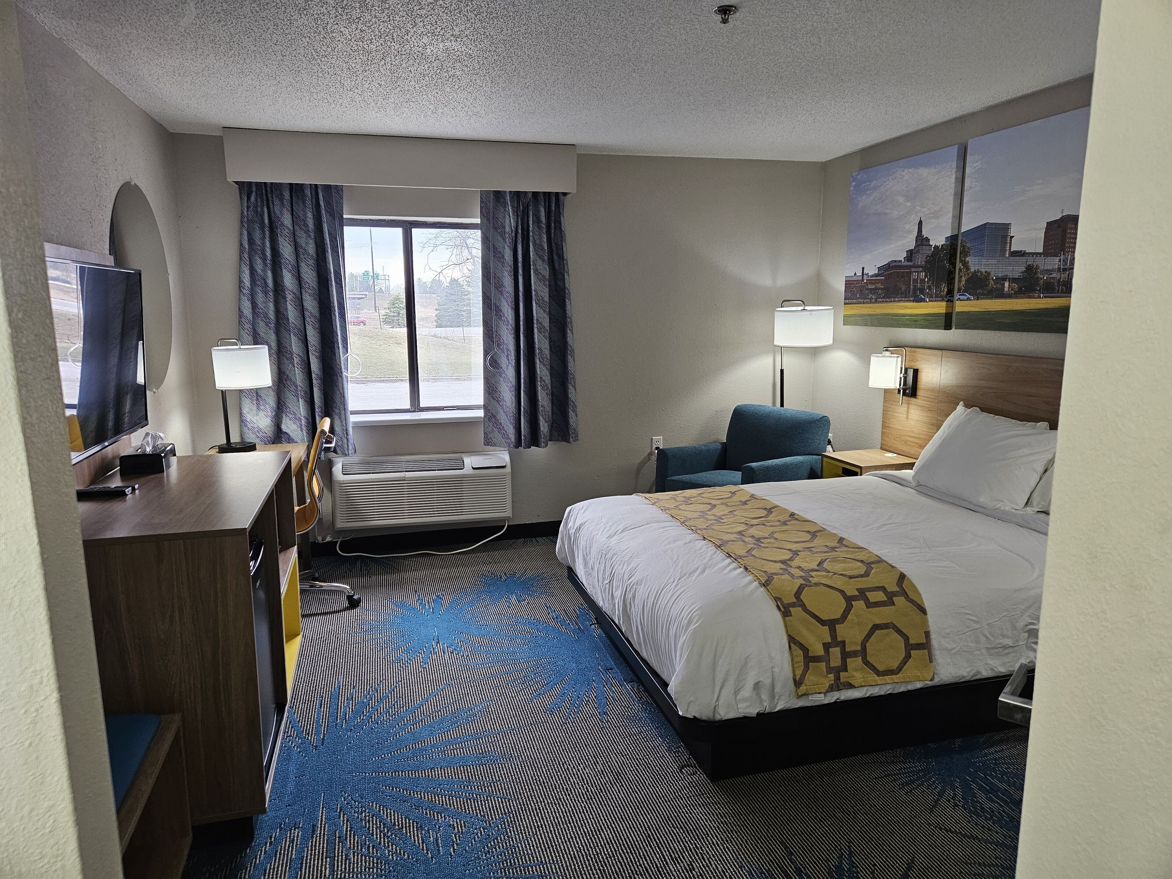 Days Inn by Wyndham Davenport