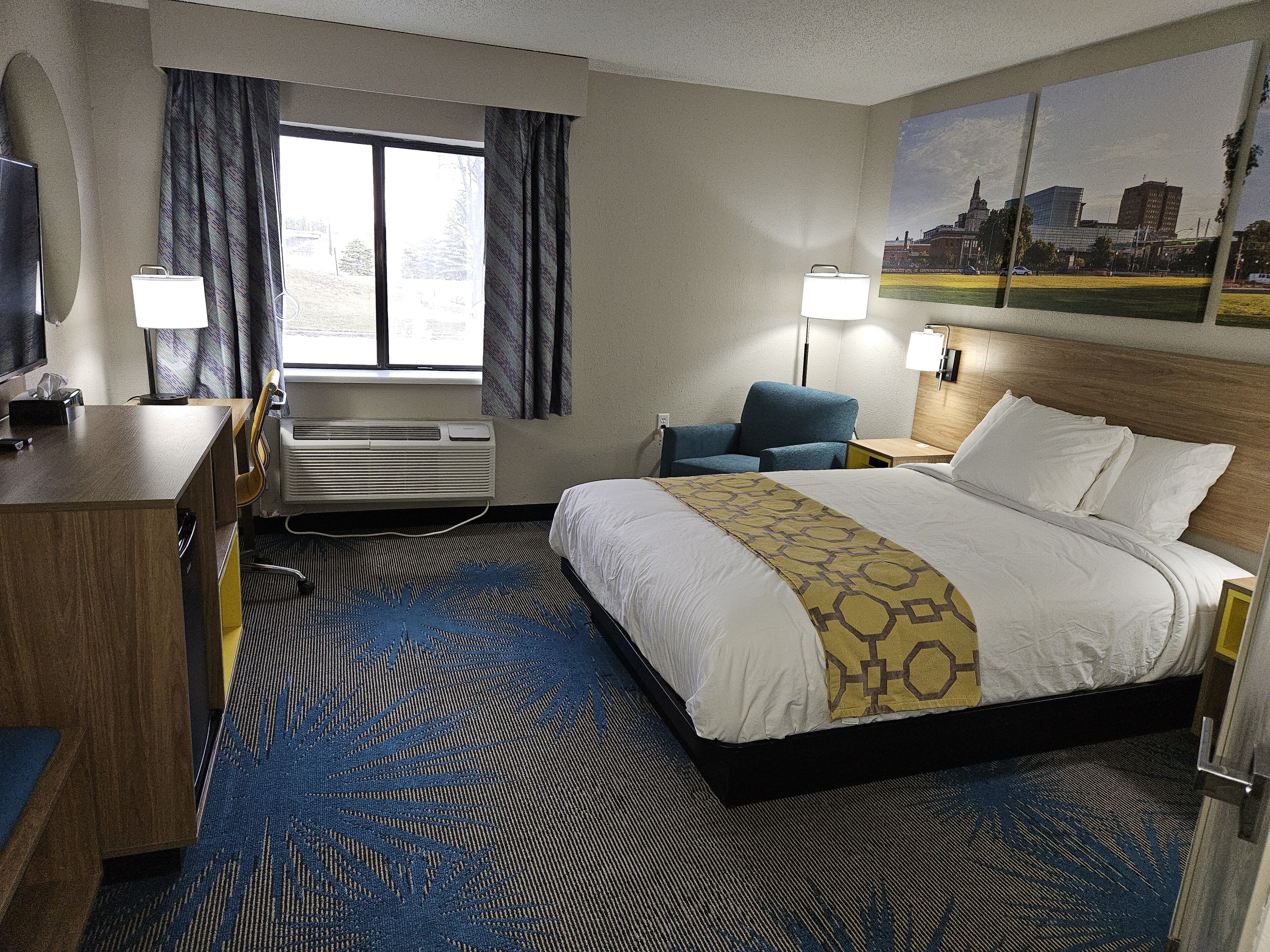 Days Inn by Wyndham Davenport