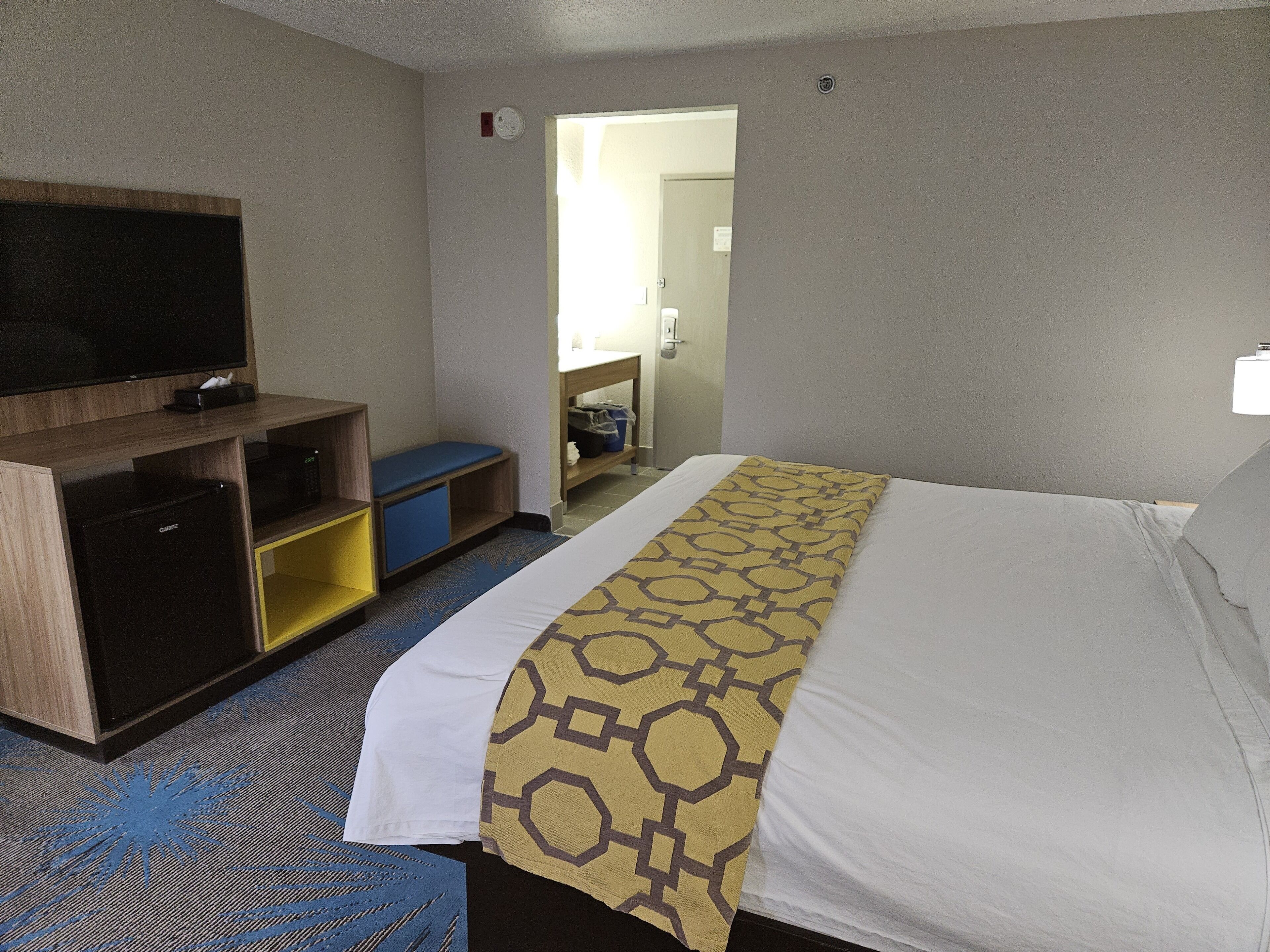 Days Inn by Wyndham Davenport