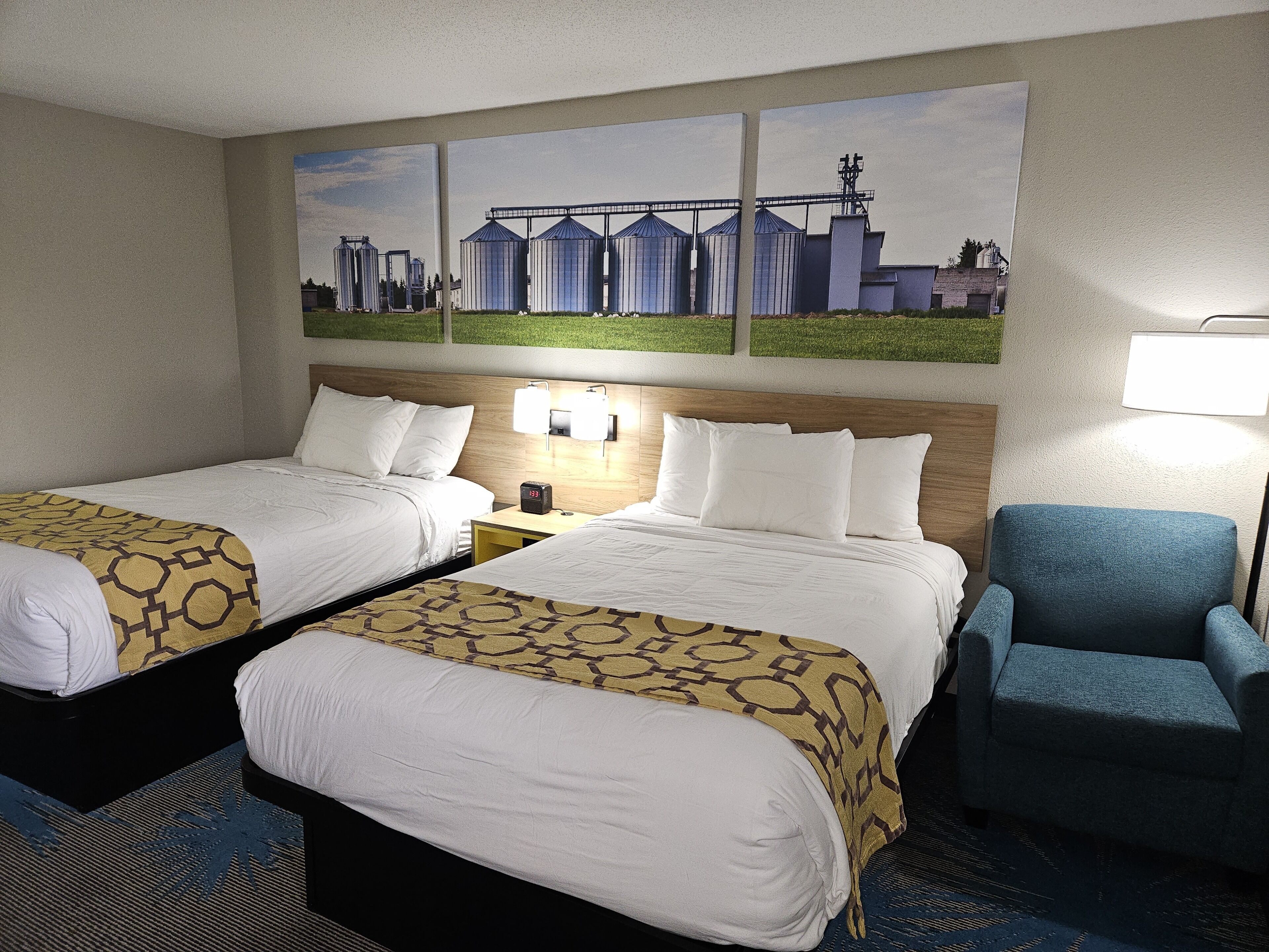 Days Inn by Wyndham Davenport