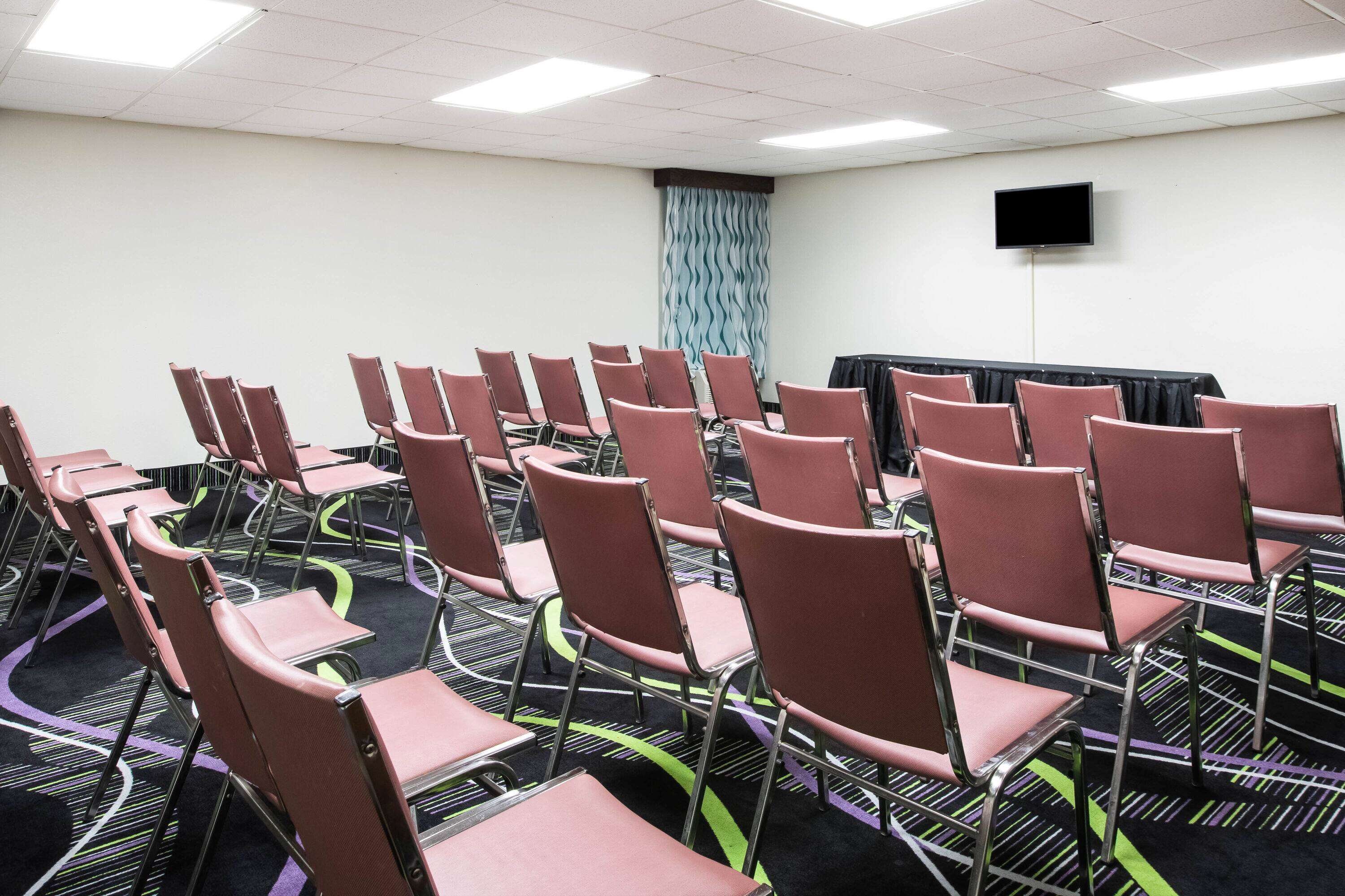 La Quinta Inn by Wyndham Davenport & Conference Center