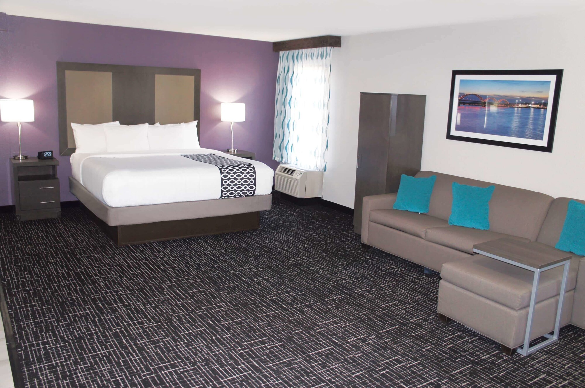 La Quinta Inn by Wyndham Davenport & Conference Center