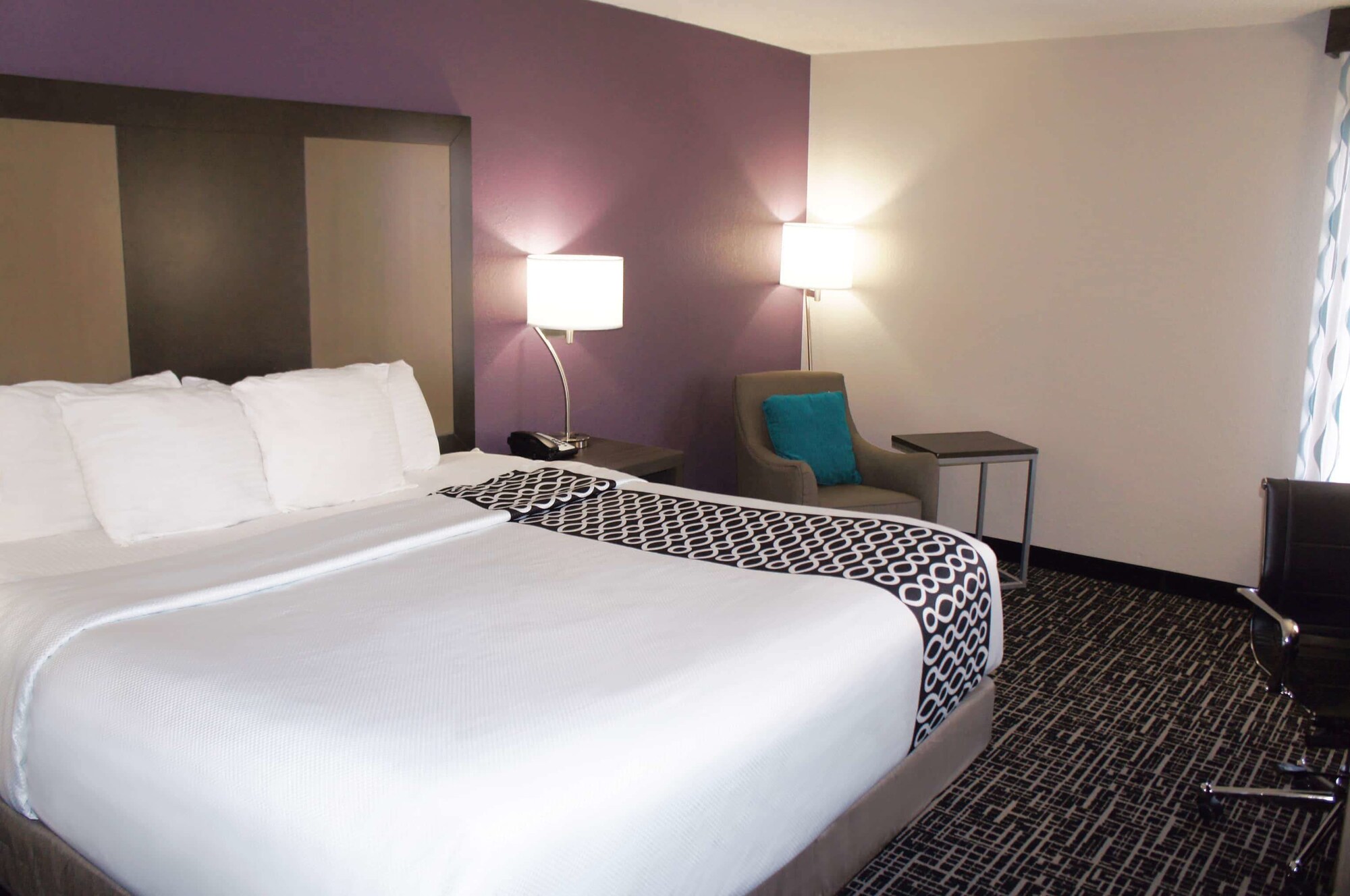 La Quinta Inn by Wyndham Davenport & Conference Center