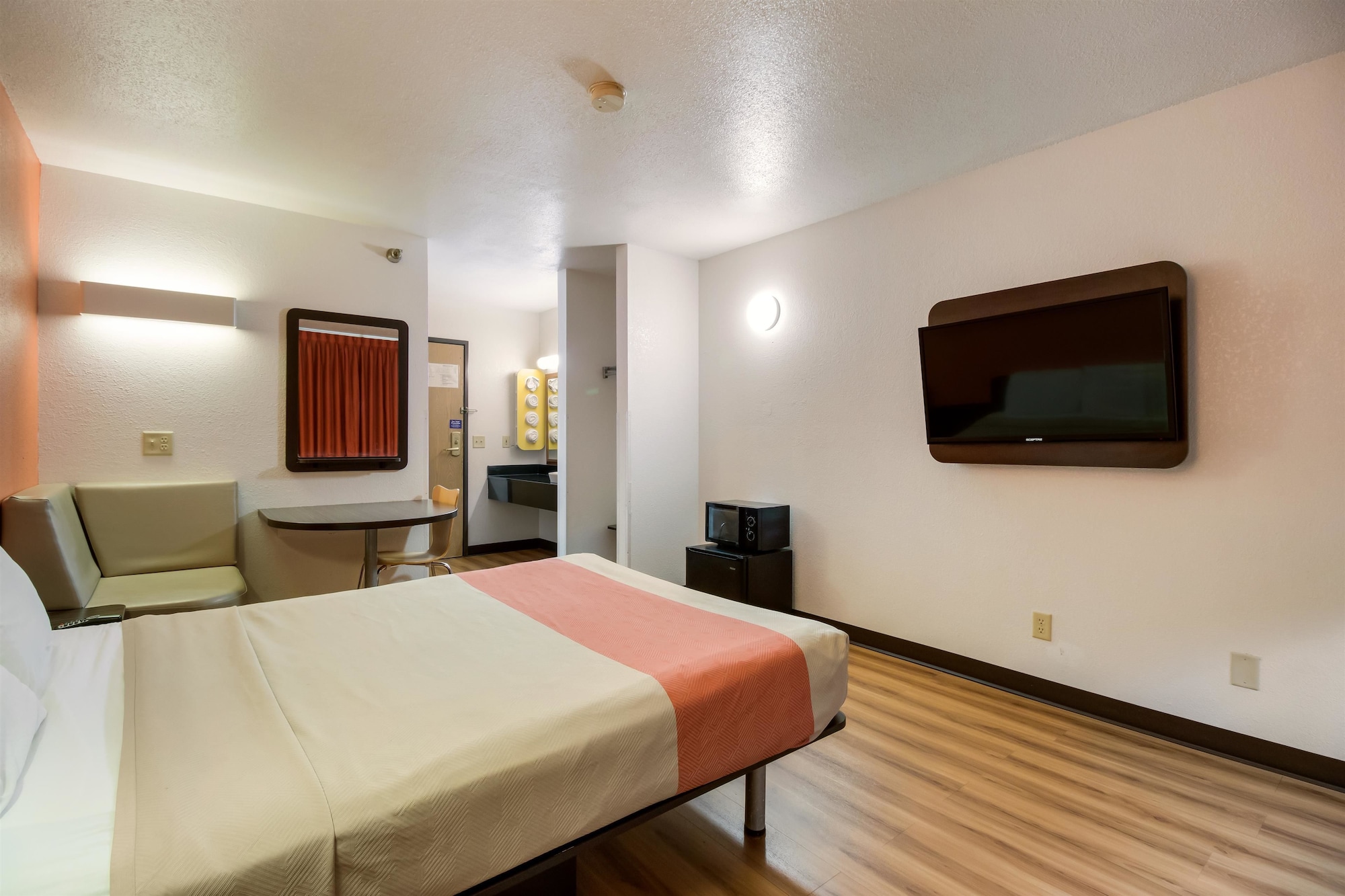 Motel 6 Davenport, IA