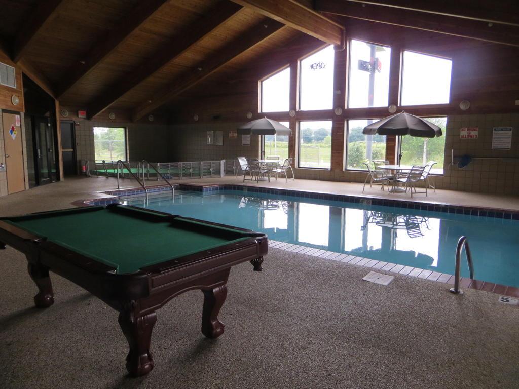 Super 8 by Wyndham Davenport