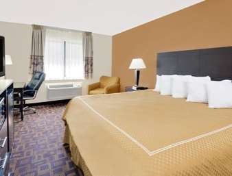 Super 8 by Wyndham Decorah