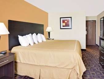 Super 8 by Wyndham Decorah