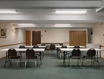 Super 8 by Wyndham Decorah