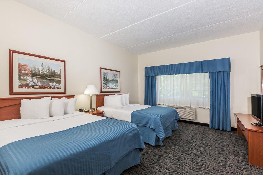 Baymont by Wyndham Des Moines Airport