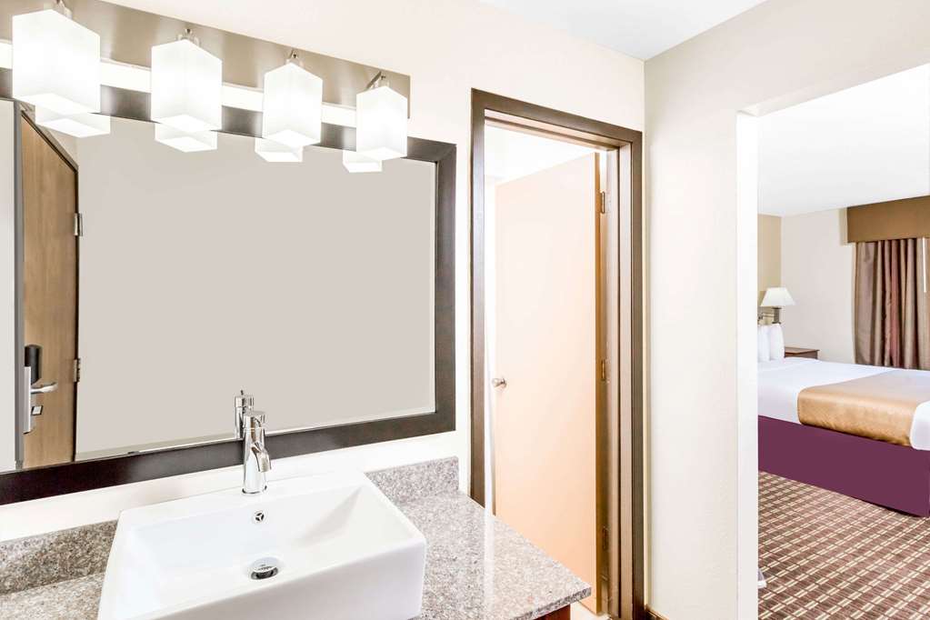 Des Moines-Days Inn Merle Hay