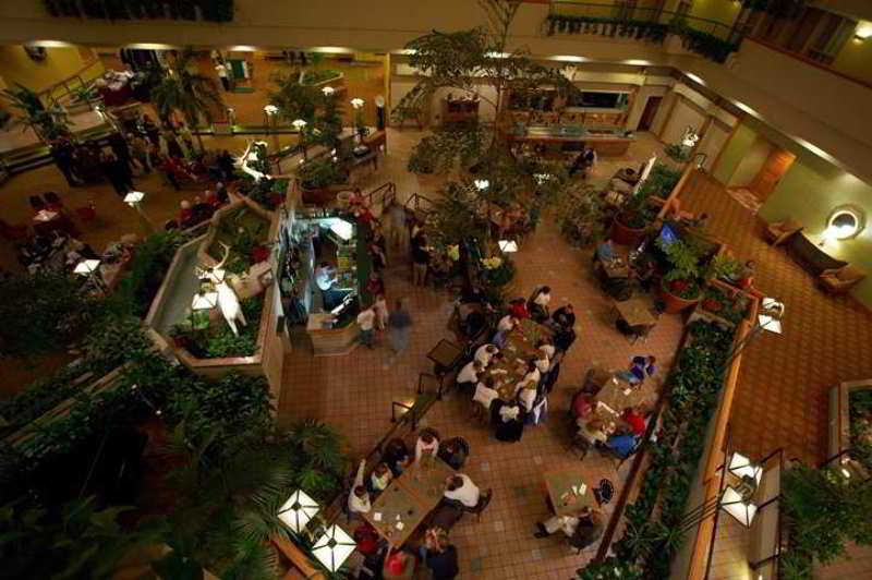 Embassy Suites Hotel Des Moines Downtown