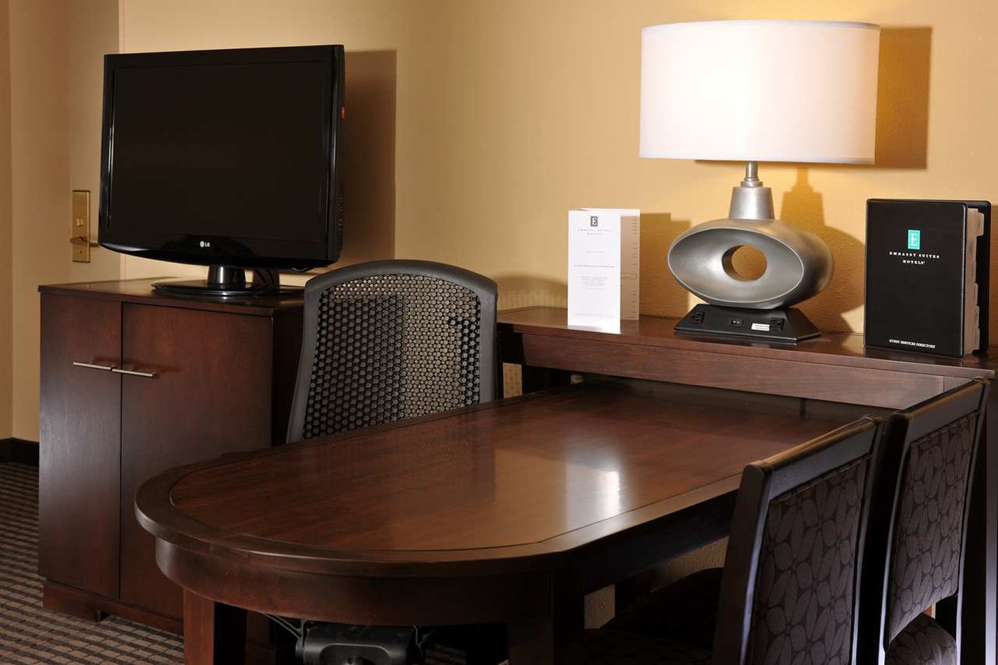 Embassy Suites Hotel Des Moines Downtown