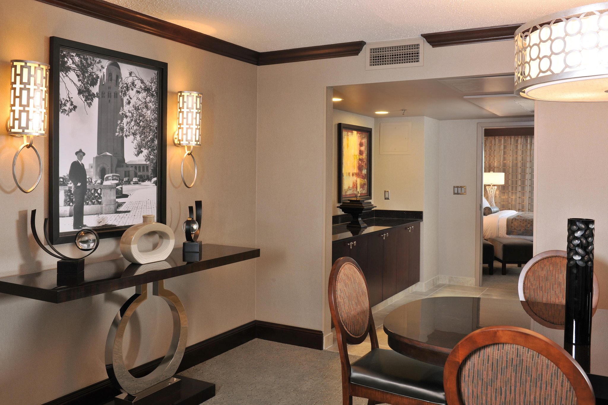 Embassy Suites Hotel Des Moines Downtown