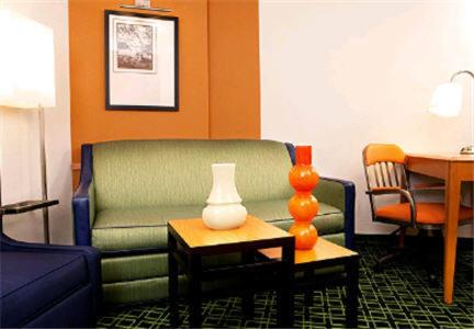 Fairfield Inn & Suites Des Moines Airport